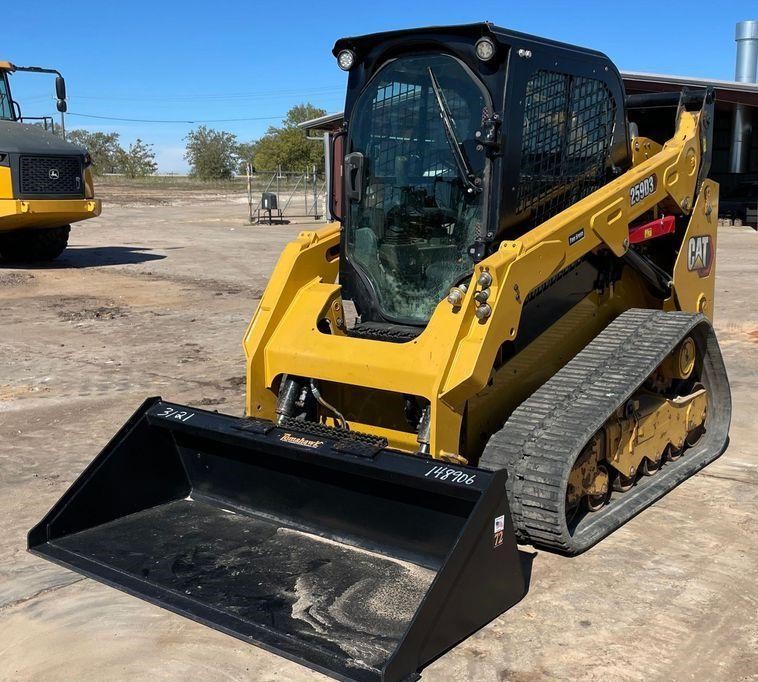 2020 Caterpillar 259D3  tracked skid steer loader